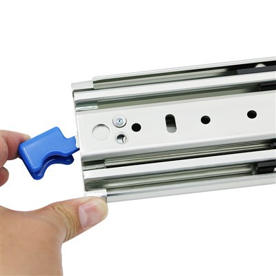 זיך -לאַקינג סליידז פֿאַר פּאַלאַץ